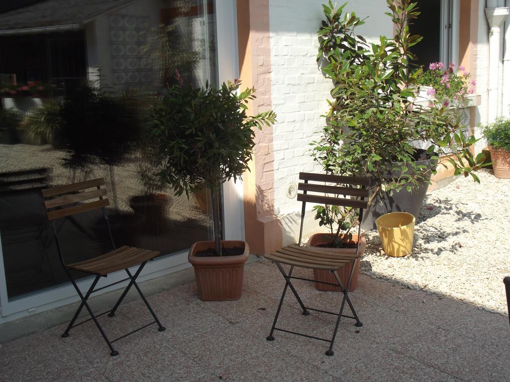 Wastine Buigny-Saint-Maclou Exterior foto